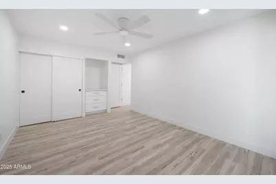 8722 E Devonshire Avenue, Scottsdale, AZ 85251 - Photo 15