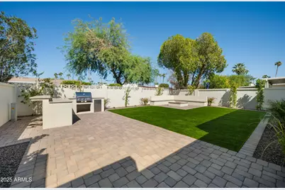 8722 E Devonshire Avenue, Scottsdale, AZ 85251 - Photo 19