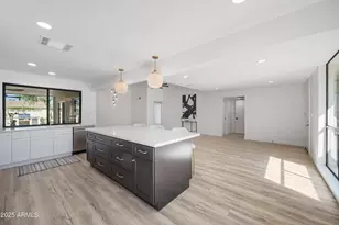 8722 E Devonshire Ave, Scottsdale, AZ 85251 - Photo 9