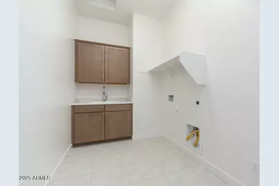 803 W J Waltz Way, Apache Junction, AZ 85120 - Photo 9