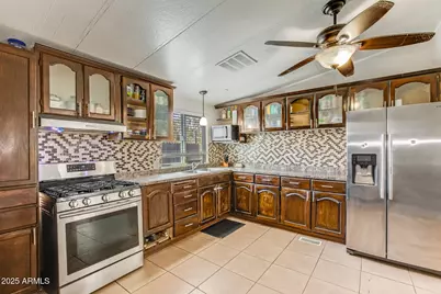 10951 N 91st Avenue #184, Peoria, AZ 85345 - Photo 5