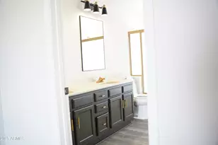 1632 E St Charles Ave, Phoenix, AZ 85042 - Photo 25