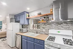 4065 E University Dr, Mesa, AZ 85205 - Photo 15