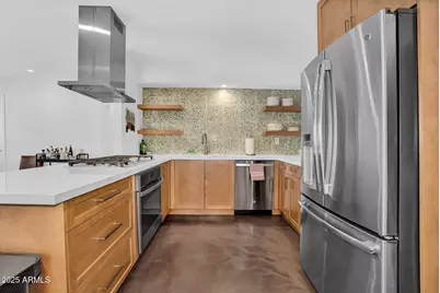 1233 E Desert Cove Avenue, Phoenix, AZ 85020 - Photo 11