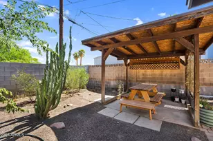 1233 E Desert Cove Ave, Phoenix, AZ 85020 - Photo 7