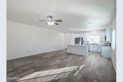 14534 S Diablo Road, Arizona City, AZ 85123 - Photo 11