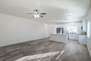 14534 S Diablo Rd, Arizona City, AZ 85123 - Photo 11