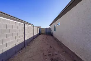 14574 S Diablo Rd, Arizona City, AZ 85123 - Photo 27