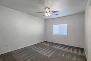 14574 S Diablo Rd, Arizona City, AZ 85123 - Photo 11