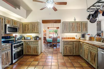 5676 S Mir Way, Hereford, AZ 85615 - Photo 9