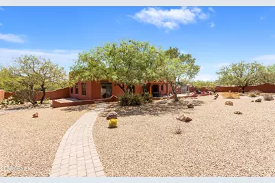 5676 S Mir Way, Hereford, AZ 85615 - Photo 3