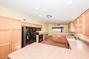 511 S Clubhouse Ln, Sierra Vista, AZ 85635 - Photo 11