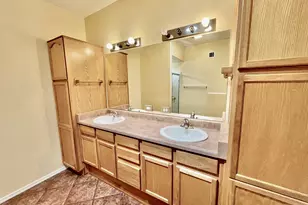 511 S Clubhouse Ln, Sierra Vista, AZ 85635 - Photo 13