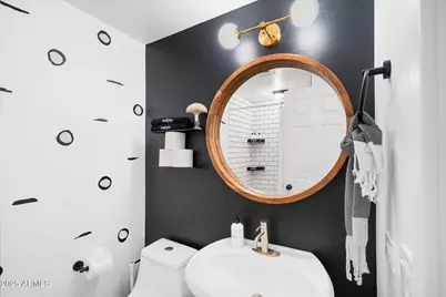 2307 N 51st Place, Phoenix, AZ 85008 - Photo 29