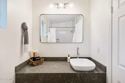 2307 N 51st Place, Phoenix, AZ 85008 - Photo 25