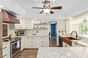 2118 E Pebble Beach Dr, Tempe, AZ 85282 - Photo 9