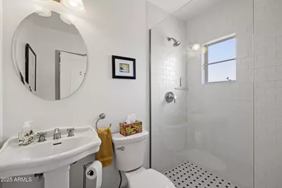 2020 N 11th Avenue, Phoenix, AZ 85007 - Photo 35