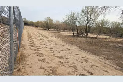 270Xx N 146th Avenue #-, Surprise, AZ 85387 - Photo 11