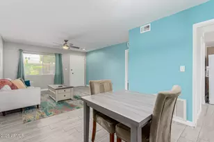 10523 W Coggins Dr, Sun City, AZ 85351 - Photo 9