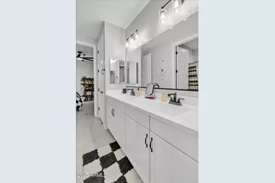 17593 W Red Fox Road, Surprise, AZ 85387 - Photo 35