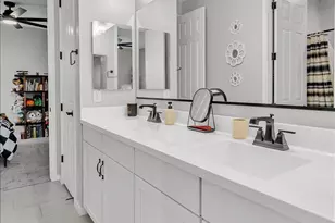 17593 W Red Fox Rd, Surprise, AZ 85387 - Photo 35