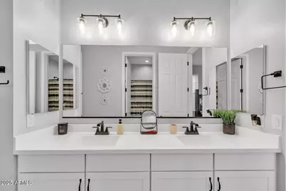 17593 W Red Fox Road, Surprise, AZ 85387 - Photo 23