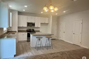 7821 W Pike Pl, Phoenix, AZ 85035 - Photo 5