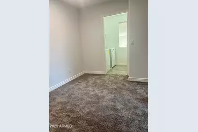 7821 W Pike Place, Phoenix, AZ 85035 - Photo 19