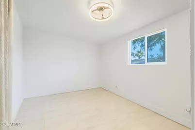 3620 W Sierra Vista Drive, Phoenix, AZ 85019 - Photo 17