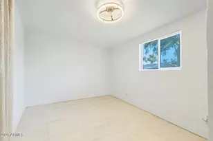 3620 W Sierra Vista Dr, Phoenix, AZ 85019 - Photo 17