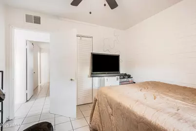 4915 W Montecito Avenue, Phoenix, AZ 85031 - Photo 21