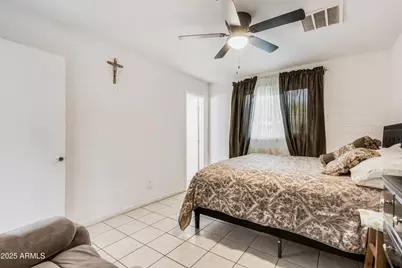 4915 W Montecito Avenue, Phoenix, AZ 85031 - Photo 15