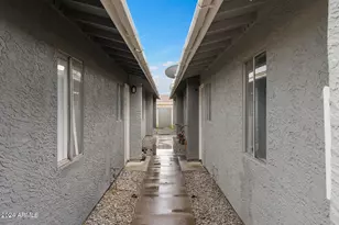 2049 W Hayward Ave, Phoenix, AZ 85021 - Photo 13