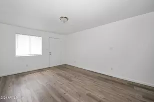 2049 W Hayward Ave, Phoenix, AZ 85021 - Photo 7