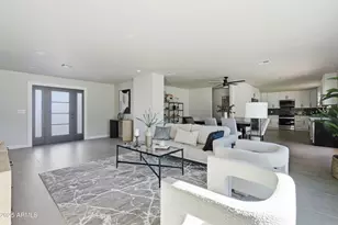 8631 E Thomas Rd, Scottsdale, AZ 85251 - Photo 19