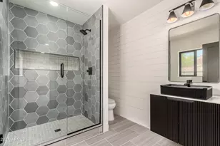 8631 E Thomas Rd, Scottsdale, AZ 85251 - Photo 63