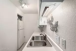 226 E Carol Ave, Phoenix, AZ 85020 - Photo 29