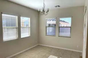 10022 W Verde Ln, Avondale, AZ 85392 - Photo 5