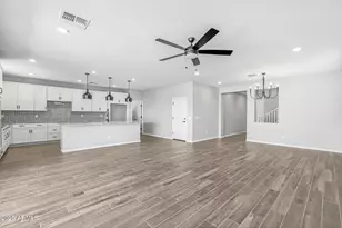 15792 W Georgia Dr, Surprise, AZ 85379 - Photo 7