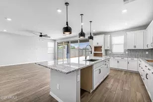 15792 W Georgia Dr, Surprise, AZ 85379 - Photo 19