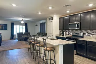 35114 S Iron Jaw Dr, Red Rock, AZ 85145 - Photo 3