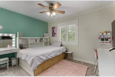 636 E Mesquite Avenue, Gilbert, AZ 85296 - Photo 29