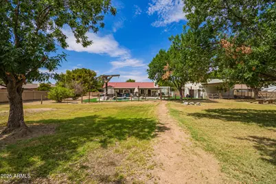 636 E Mesquite Avenue, Gilbert, AZ 85296 - Photo 53