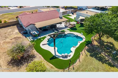 636 E Mesquite Avenue, Gilbert, AZ 85296 - Photo 71