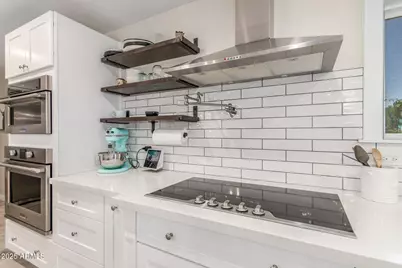 636 E Mesquite Avenue, Gilbert, AZ 85296 - Photo 15