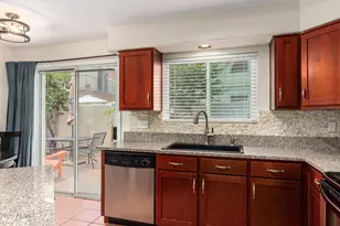 8817 S 51st St, Phoenix, AZ 85044 - Photo 17