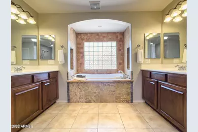 2406 W Sienna Bouquet Place, Phoenix, AZ 85085 - Photo 27