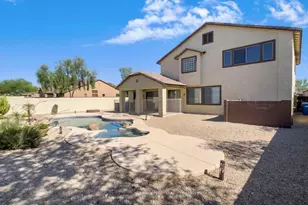 2406 W Sienna Bouquet Pl, Phoenix, AZ 85085 - Photo 43