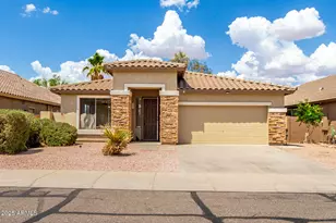 128 E Canary Ct, San Tan Valley, AZ 85143 - Photo 1