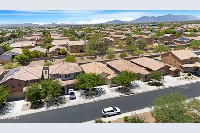 18264 N Hoskin Drive, Maricopa, AZ 85138 - Photo 39